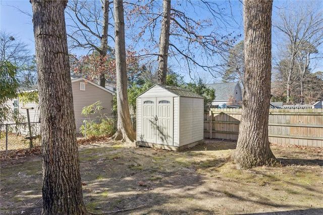 117 Elaine DR, Newport News, VA 23602