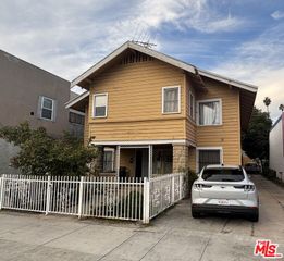 2115 Venice Boulevard 1/2, Los Angeles, CA 90006