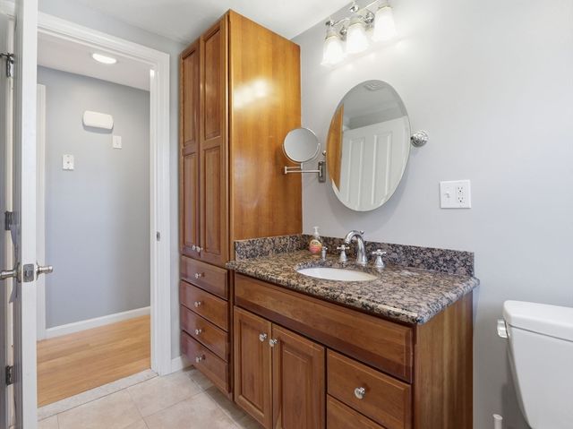 646 Lynn Fells Pkwy, Melrose, MA 02176