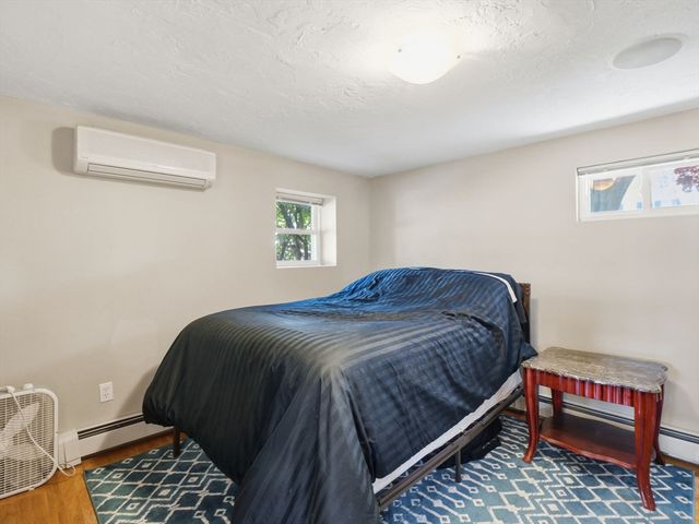 646 Lynn Fells Pkwy, Melrose, MA 02176