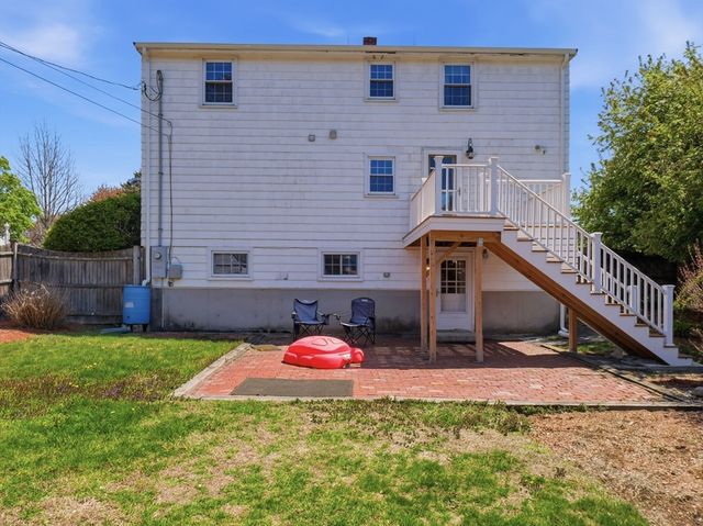 646 Lynn Fells Pkwy, Melrose, MA 02176