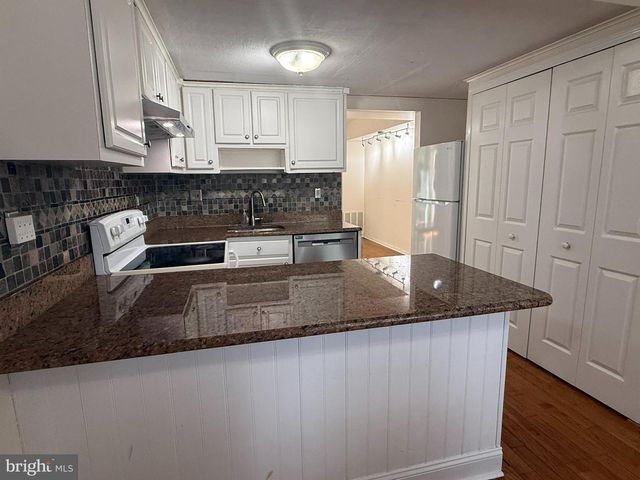 1080 PENDLETON CT, Voorhees, NJ 08043
