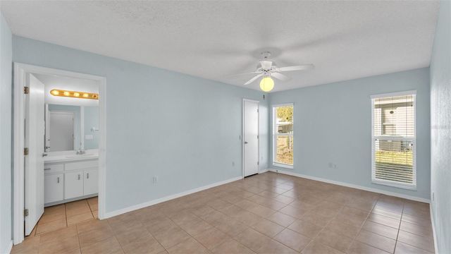 8053 KAITLIN CIRCLE, Lakeland, FL 33810