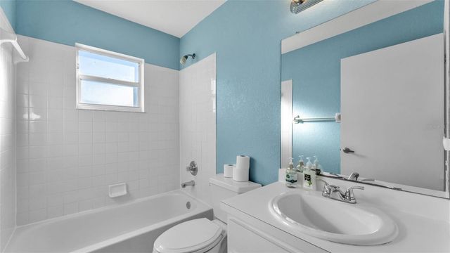 8053 KAITLIN CIRCLE, Lakeland, FL 33810