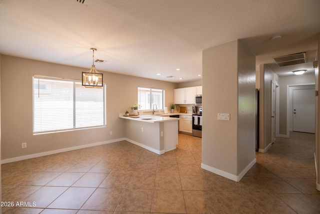 3226 W ALTA VISTA Road, Phoenix, AZ 85041