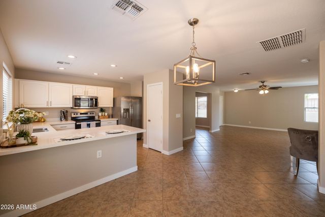 3226 W ALTA VISTA Road, Phoenix, AZ 85041