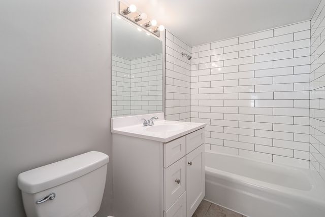 315 W Kimbell Avenue 01, Elmhurst, IL 60126