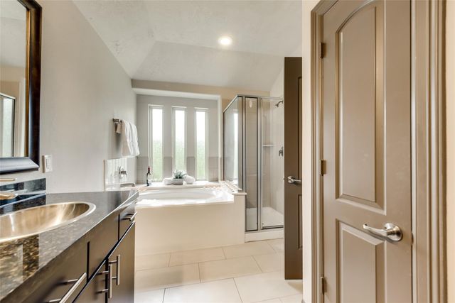 86 Aventura Place, Spring, TX 77389