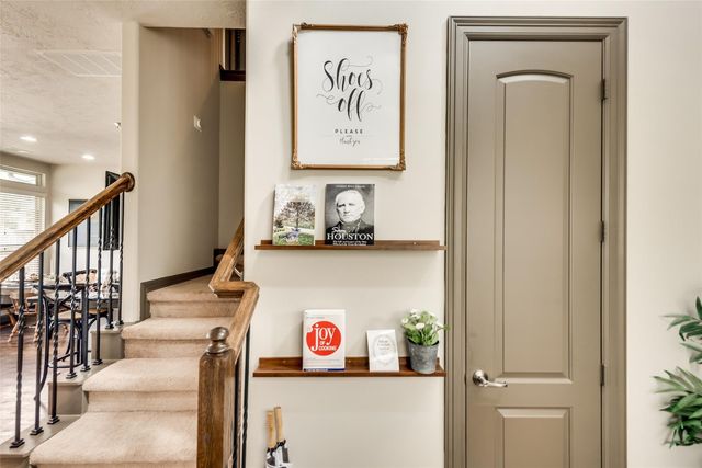 86 Aventura Place, Spring, TX 77389