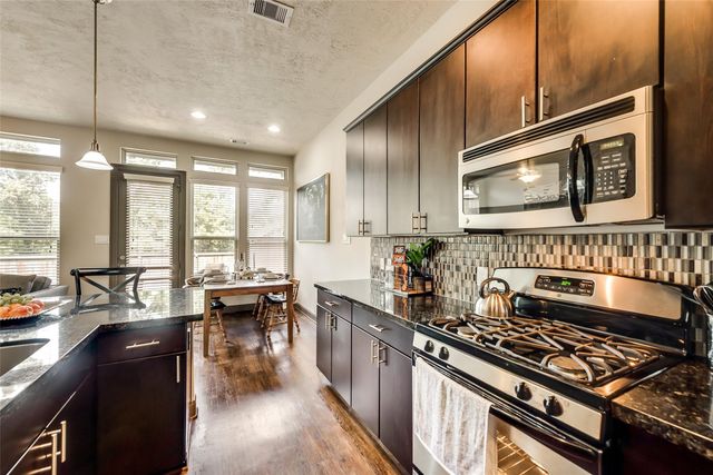 86 Aventura Place, Spring, TX 77389