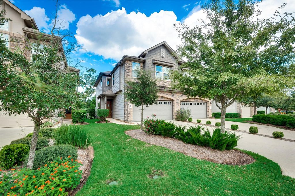 86 Aventura Place, Spring, TX 77389