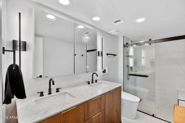 4848 N 36TH Street 207, Phoenix, AZ 85018