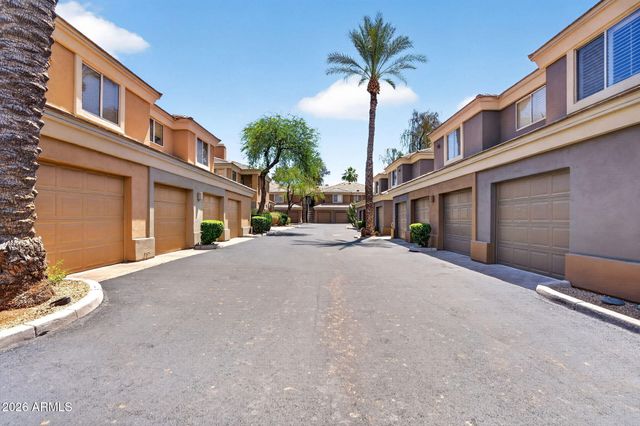 4848 N 36TH Street 207, Phoenix, AZ 85018