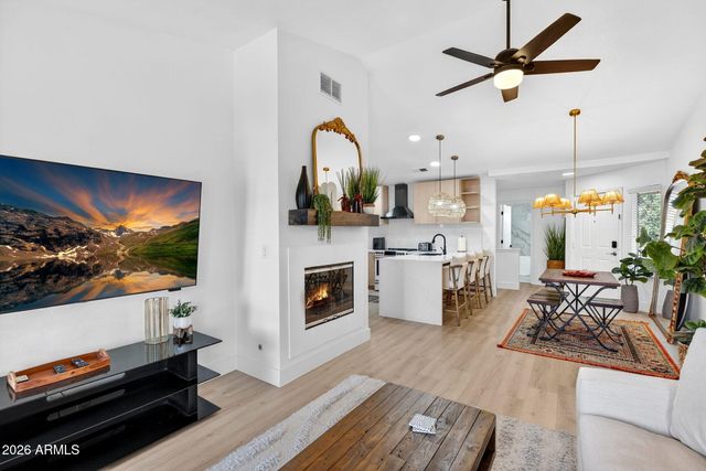 4848 N 36TH Street 207, Phoenix, AZ 85018