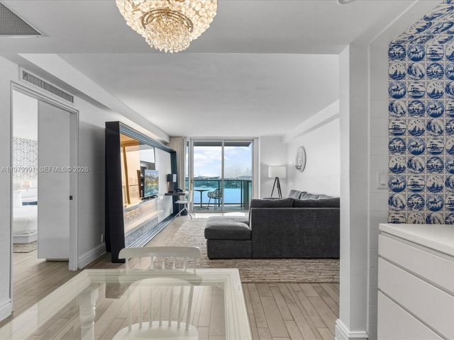 1100 West Ave 1414, Miami Beach, FL 33139