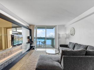 1100 West Ave 1414, Miami Beach, FL 33139