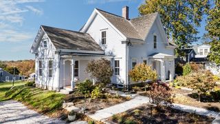 1881 Main Rd., Westport, MA 02790