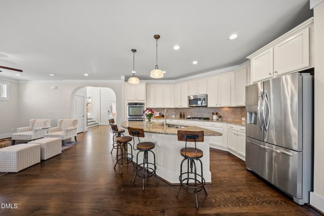 676 Tobacco Farm Way, Chapel Hill, NC 27516