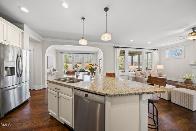 676 Tobacco Farm Way, Chapel Hill, NC 27516