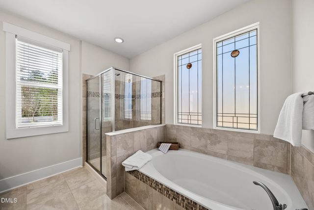 676 Tobacco Farm Way, Chapel Hill, NC 27516