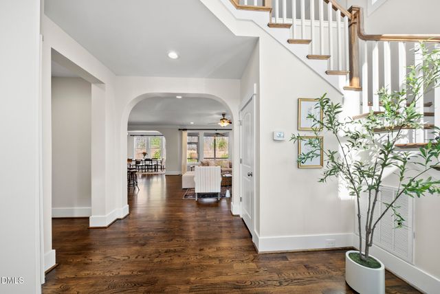 676 Tobacco Farm Way, Chapel Hill, NC 27516