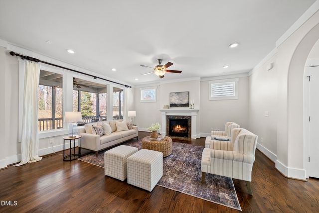 676 Tobacco Farm Way, Chapel Hill, NC 27516