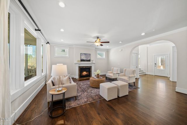 676 Tobacco Farm Way, Chapel Hill, NC 27516