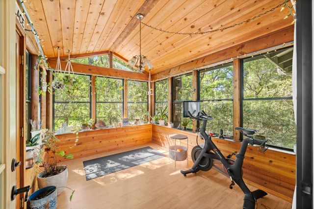 17511 Incense Ct, Penn Valley, CA 95946