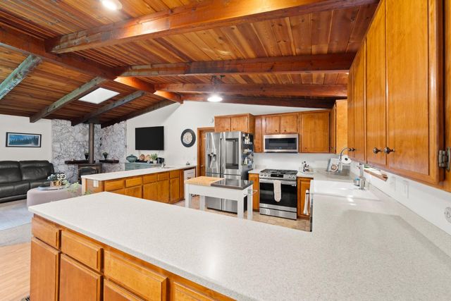 17511 Incense Ct, Penn Valley, CA 95946