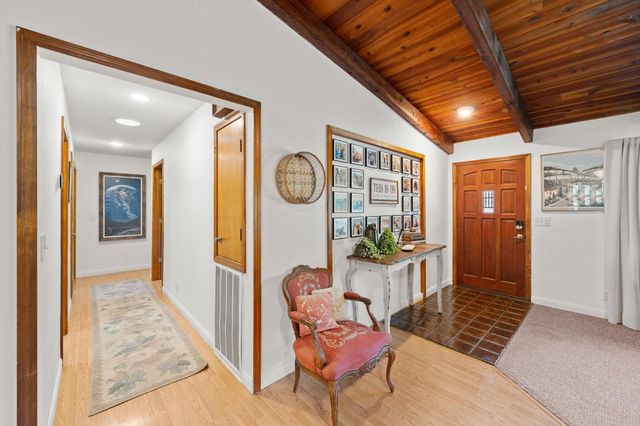 17511 Incense Ct, Penn Valley, CA 95946