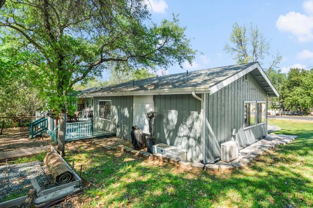 17511 Incense Ct, Penn Valley, CA 95946