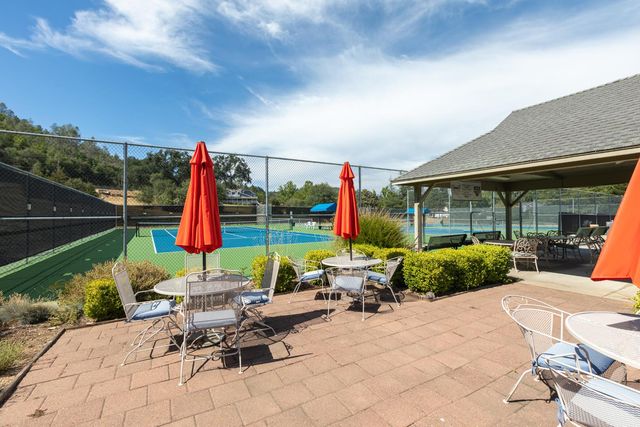 17511 Incense Ct, Penn Valley, CA 95946