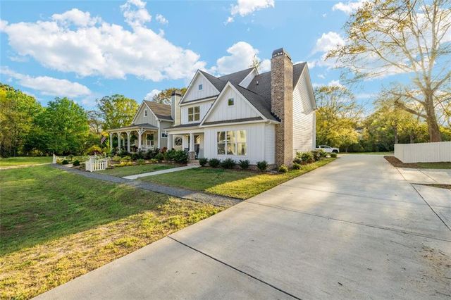 352 Davis Street, Monroe, GA 30655