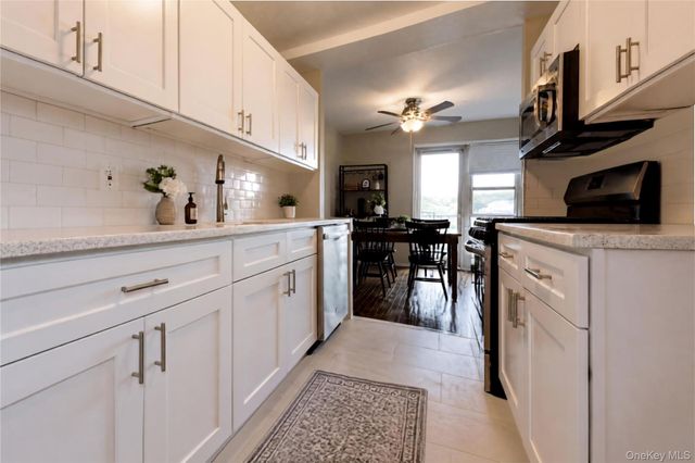 20 Wendell Street 19F, Hempstead, NY 11550