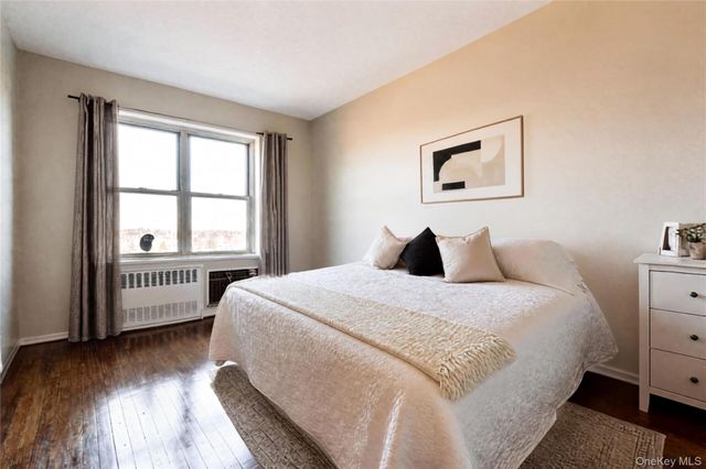 20 Wendell Street 19F, Hempstead, NY 11550