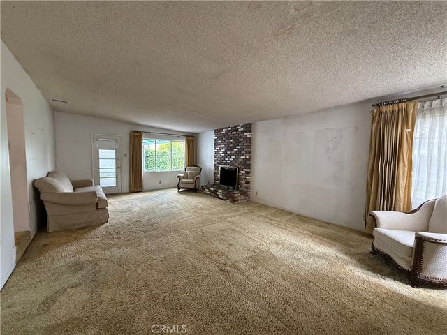 10902 Alclad, Whittier, CA 90605