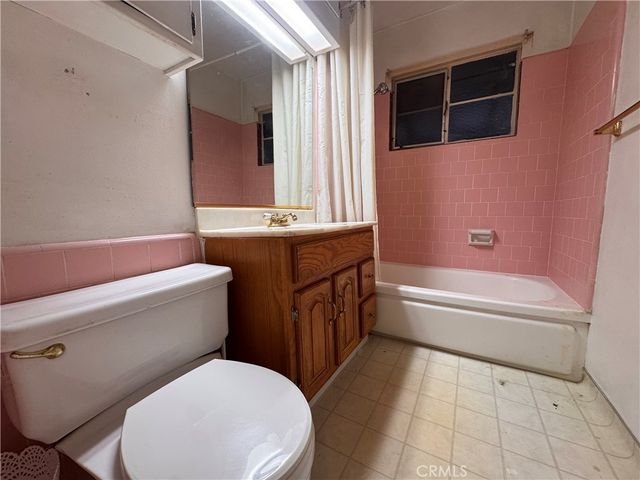 10902 Alclad, Whittier, CA 90605