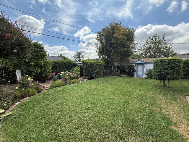 10902 Alclad, Whittier, CA 90605