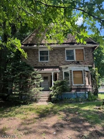 600 Park Ave, East Orange City, NJ 07017