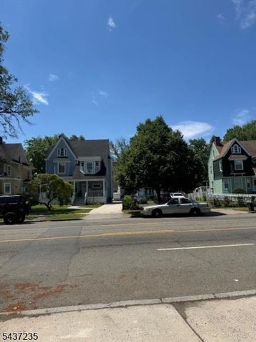 600 Park Ave, East Orange City, NJ 07017