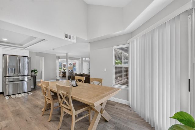 6153 Kenneth Oak Way, Fair Oaks, CA 95628