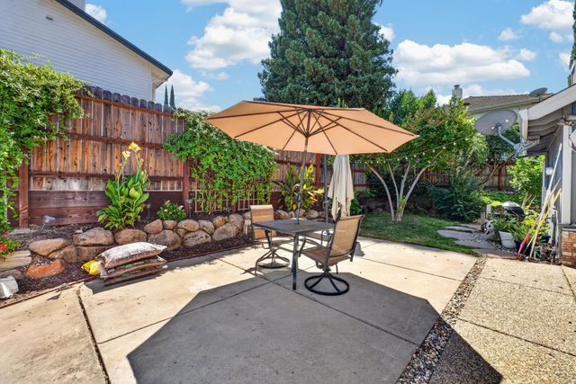 6153 Kenneth Oak Way, Fair Oaks, CA 95628