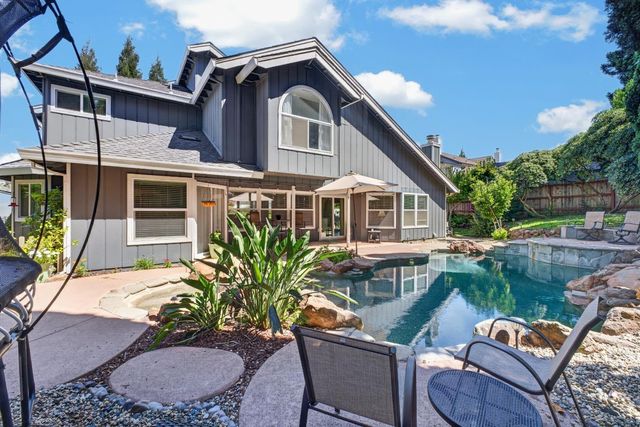 6153 Kenneth Oak Way, Fair Oaks, CA 95628