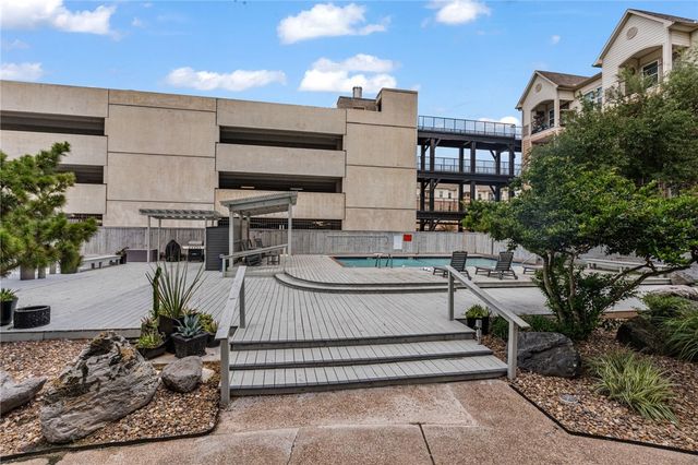 823 S Water St 5D, Corpus Christi, TX 78401