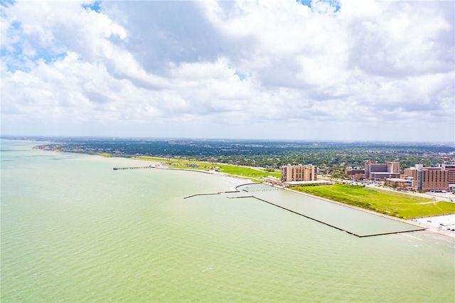 823 S Water St 5D, Corpus Christi, TX 78401