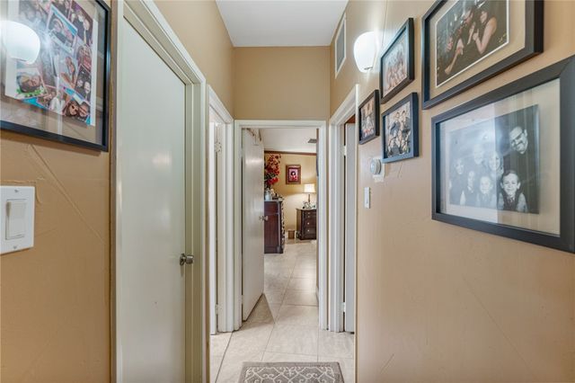 823 S Water St 5D, Corpus Christi, TX 78401