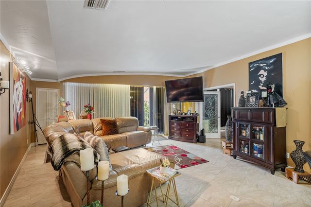 823 S Water St 5D, Corpus Christi, TX 78401