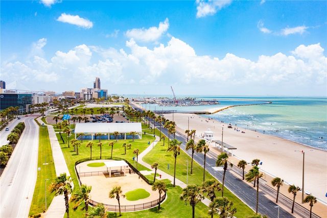 823 S Water St 5D, Corpus Christi, TX 78401