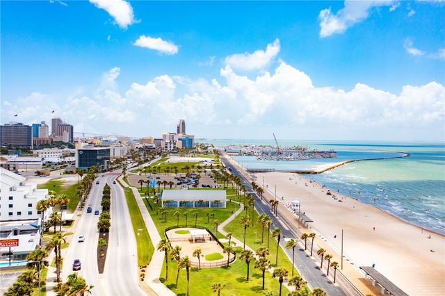 823 S Water St 5D, Corpus Christi, TX 78401