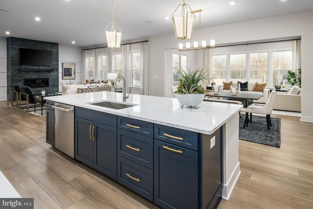 12801 CANOVA DR, Manassas, VA 20112